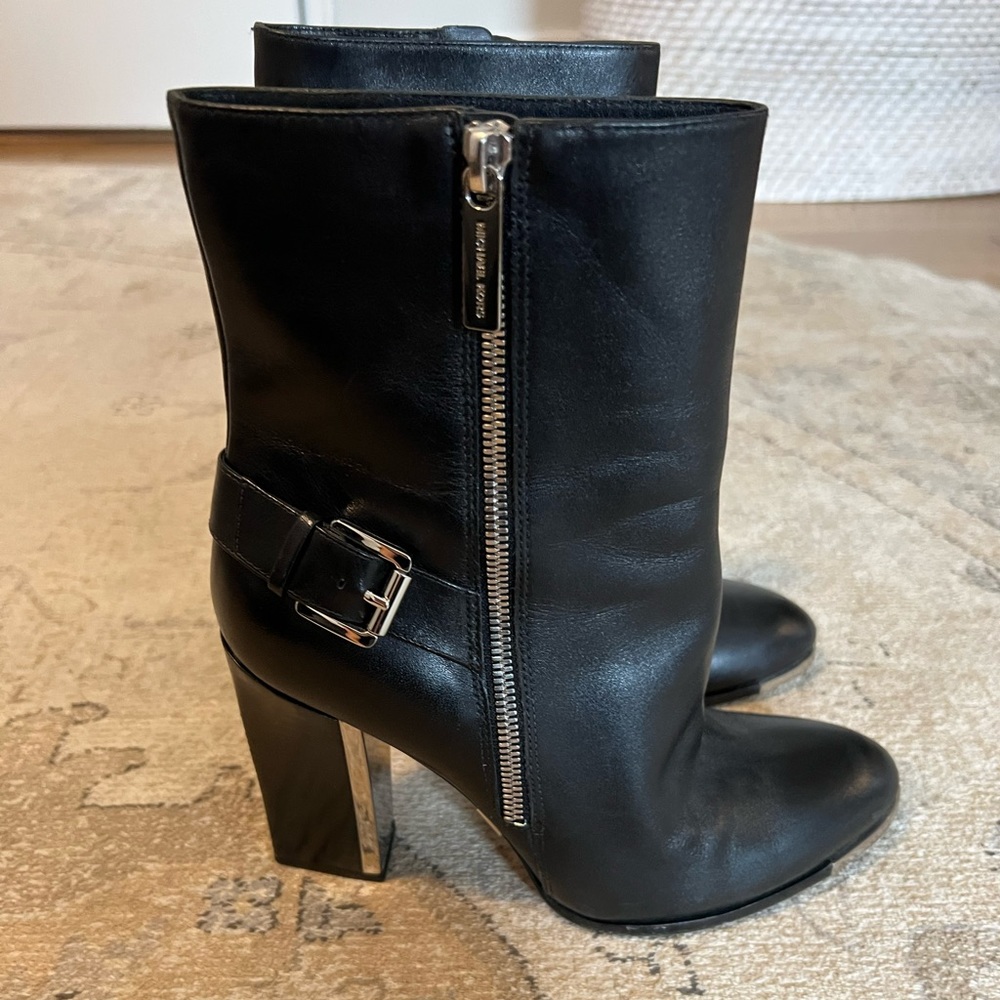 Michael kors block heel booties size 9